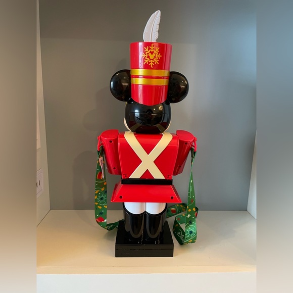 Walt Disney World 2023 Mickey Christmas Party Exclusive Popcorn Bucket - Picture 4 of 5